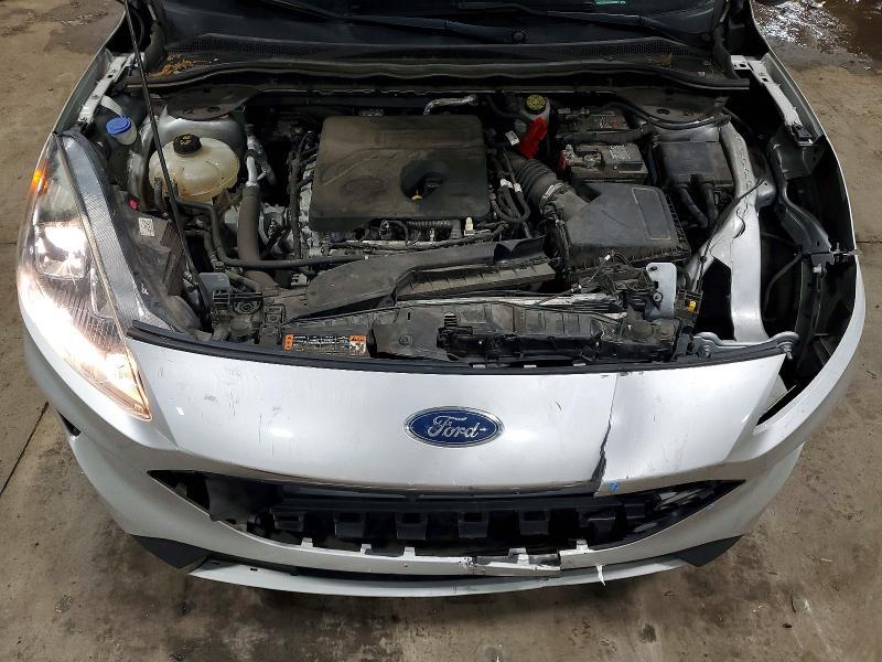 2020 Ford Escape s