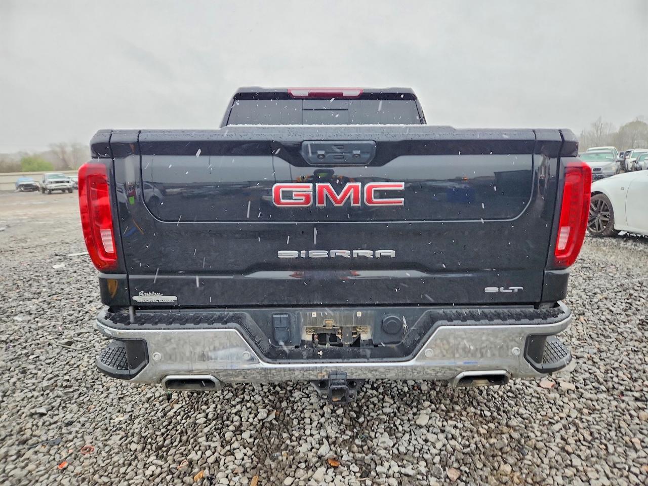 2024 GMC Sierra K1500 SLT