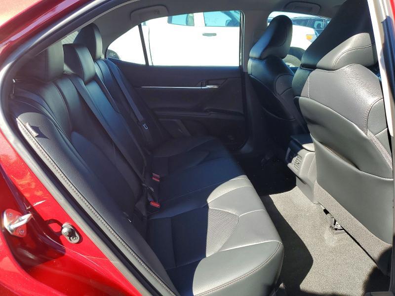 2020 Toyota Camry xle