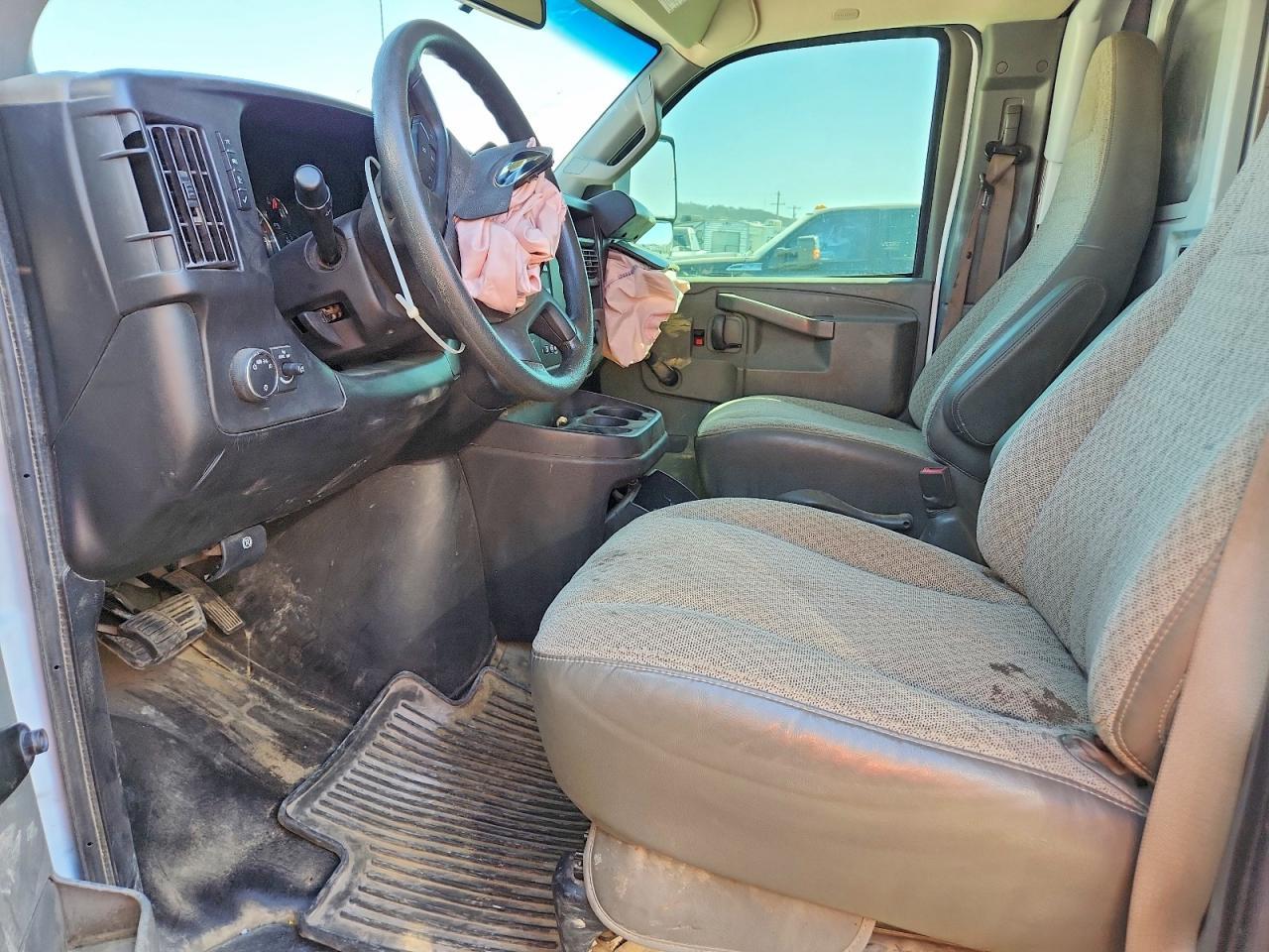 2020 Chev Rolet Express Utility / Service Truck