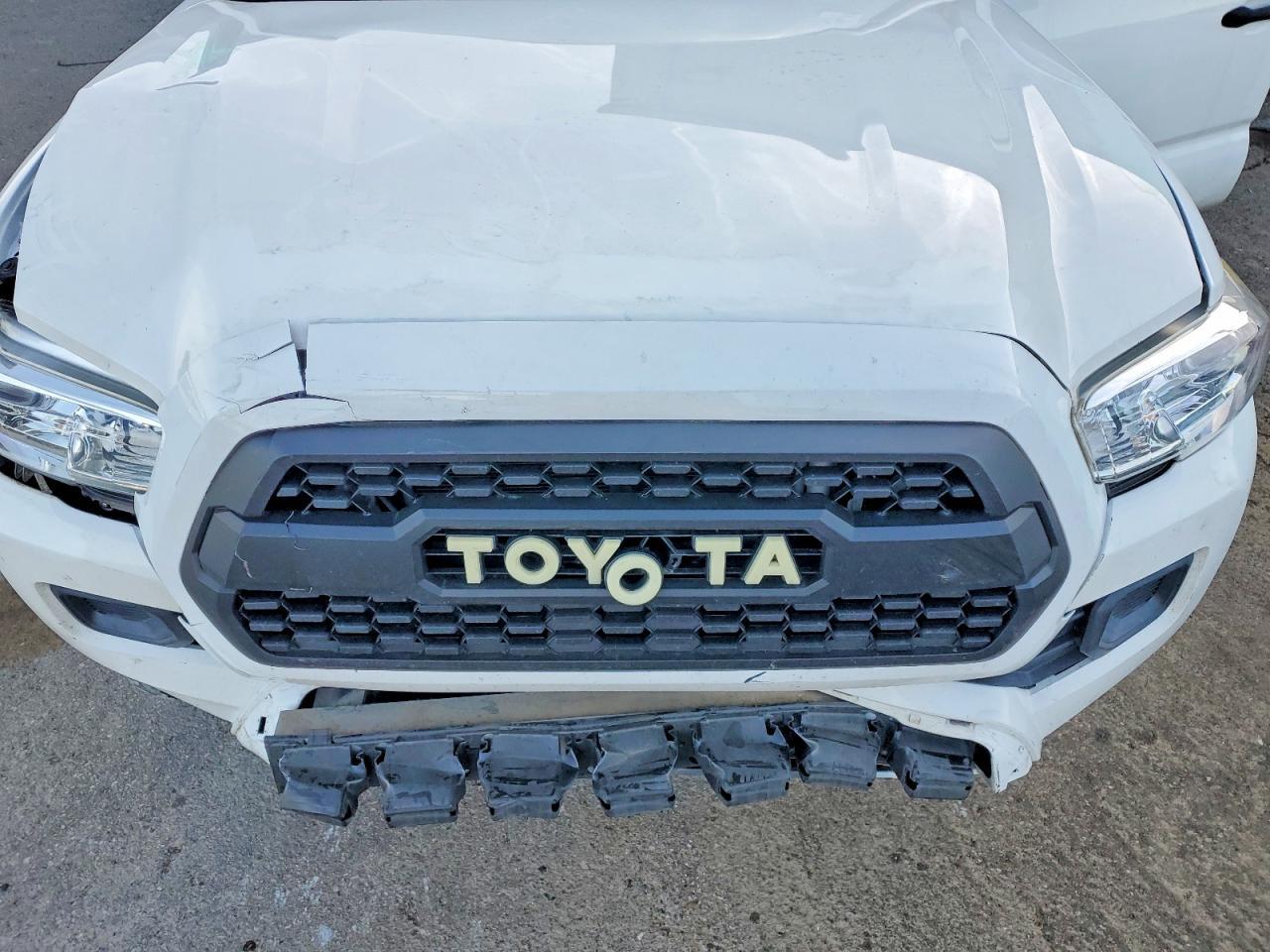 2021 Toyota Tacoma SR