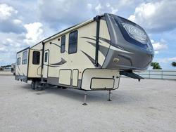 Camiones salvage sin ofertas aún a la venta en subasta: 2018 Keystone Volante Camper