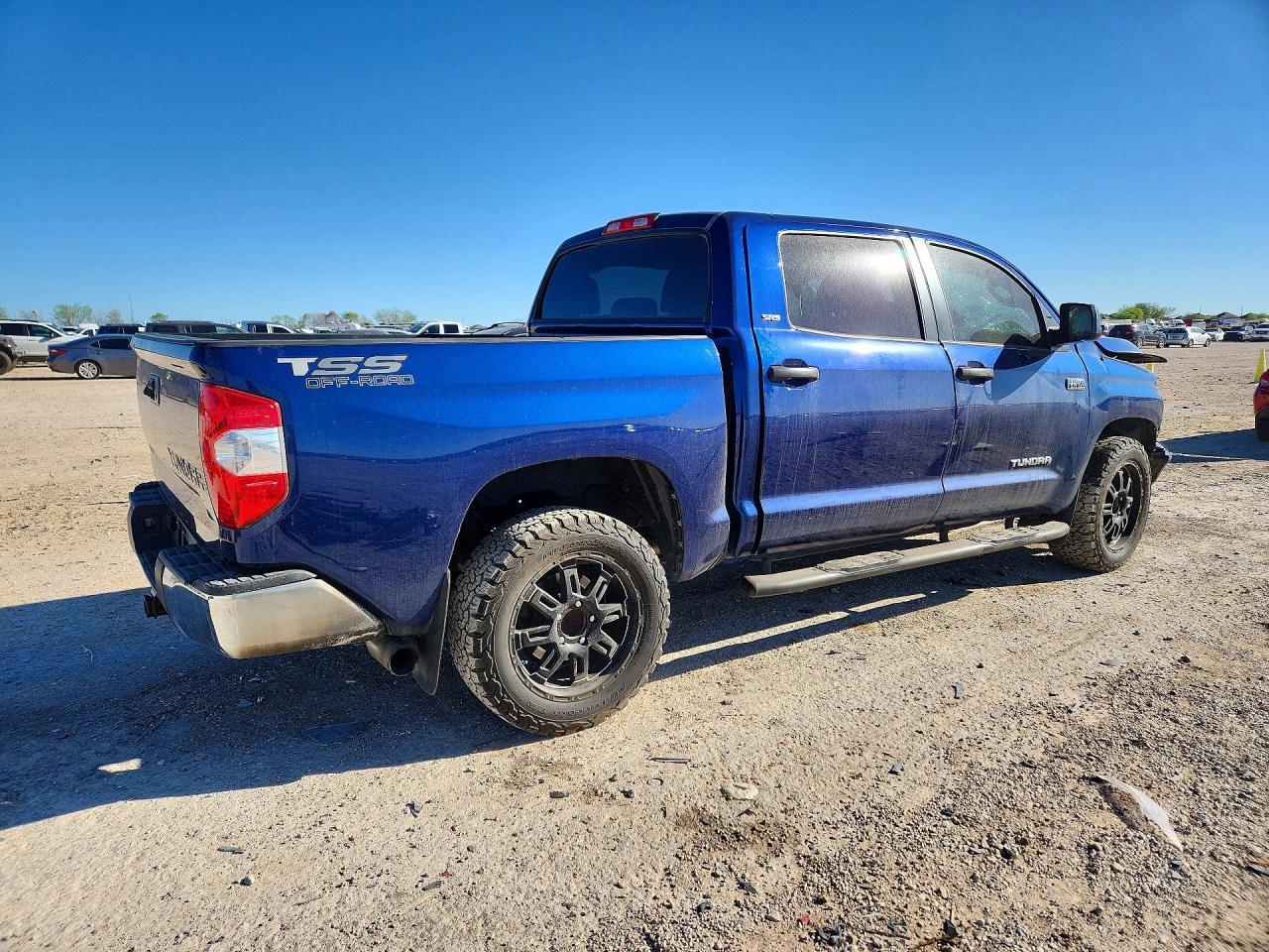2015 Toyota Tundra SR5