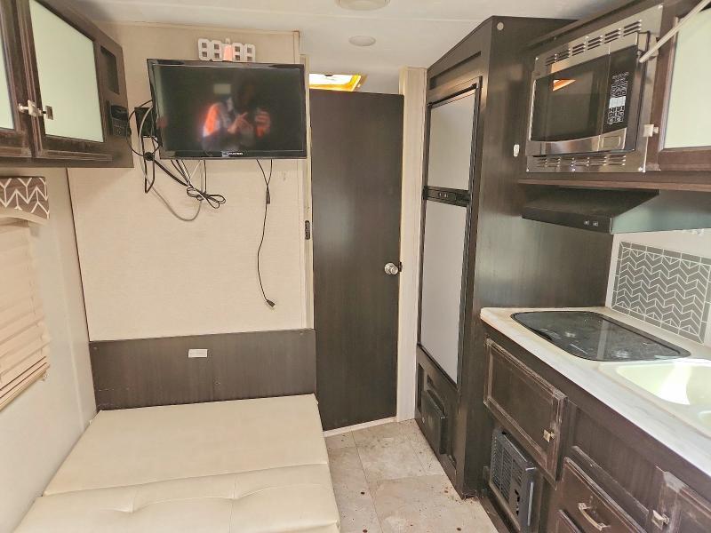 2018 Trailers 2018 KZ-RV Sonic Camper