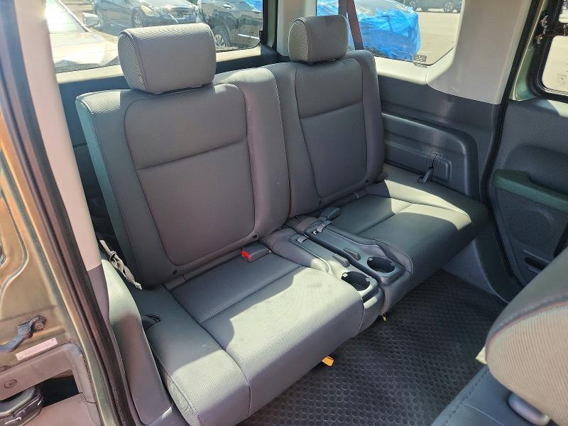 2005 Honda Element lx