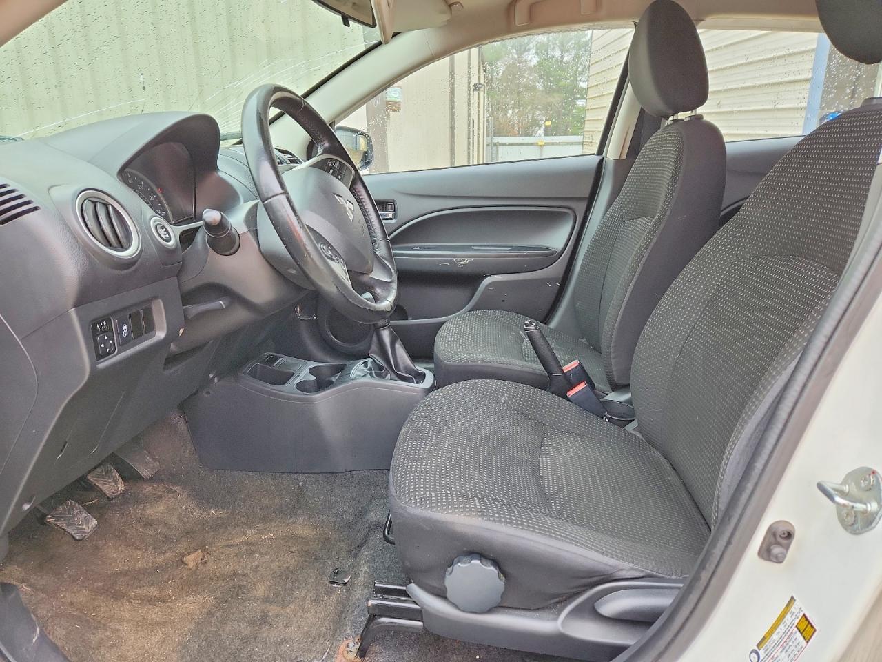 2015 Mitsubishi Mirage es