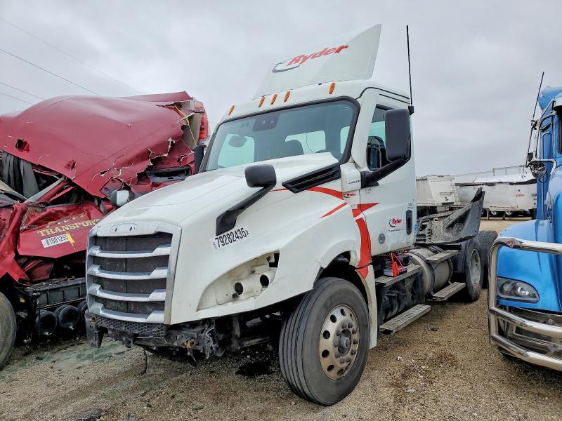 2024 Freigliner Cascadia 126