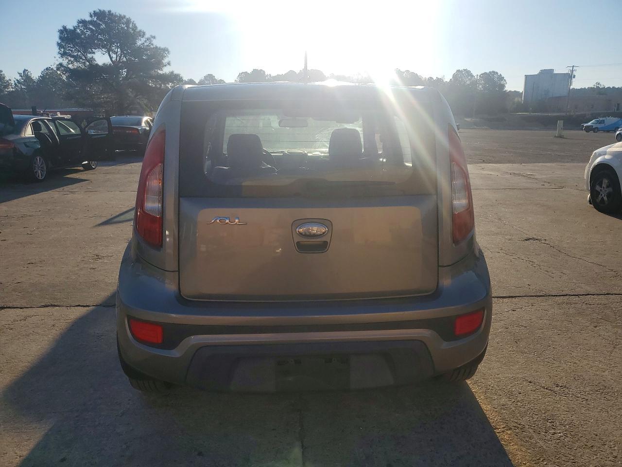 2013 KIA Soul Base