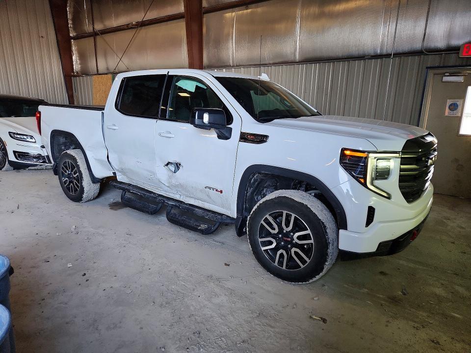 2023 GMC Sierra K1500 AT4