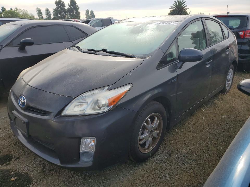 2010 Toyota Prius iii
