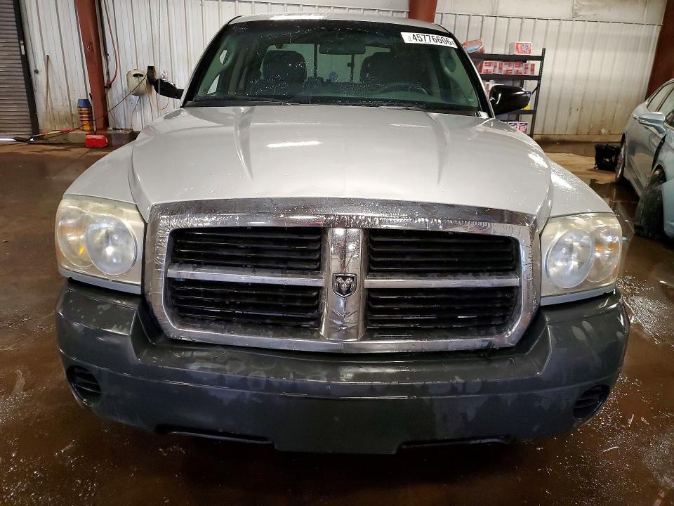 2006 Dodge Dakota Quattro