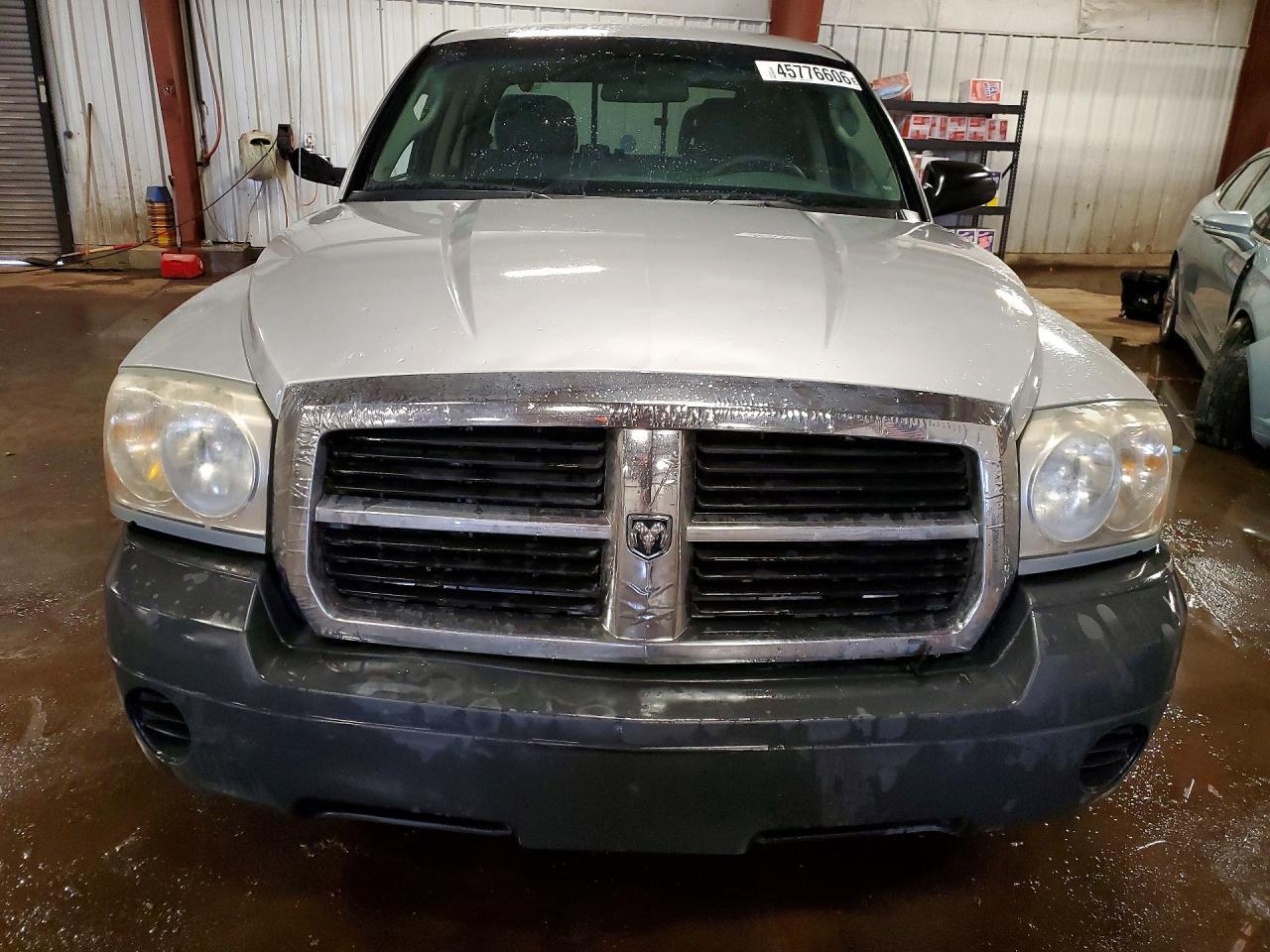 2006 Dodge Dakota Quattro