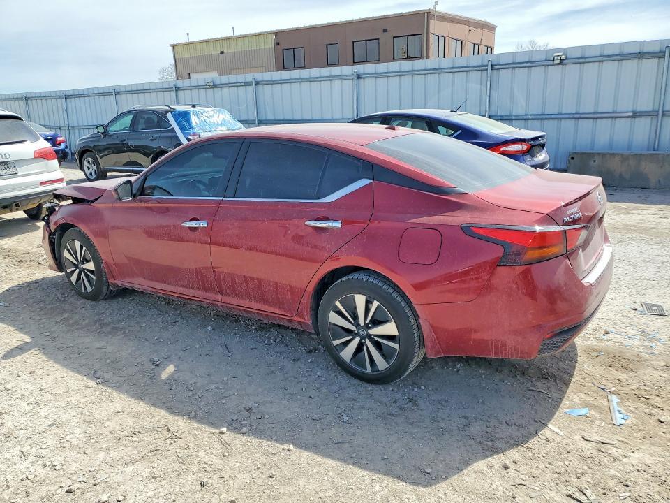 2021 Nissan Altima 2.5 sv