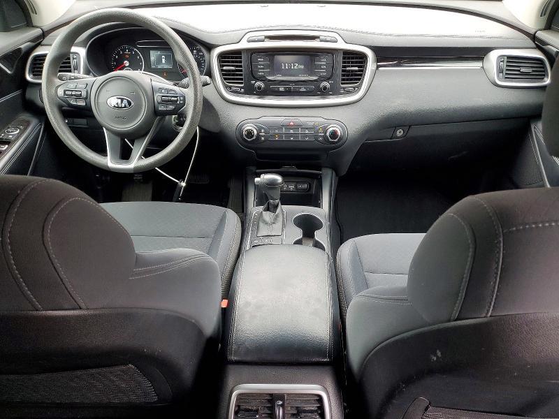 2018 KIA Sorento lx V6