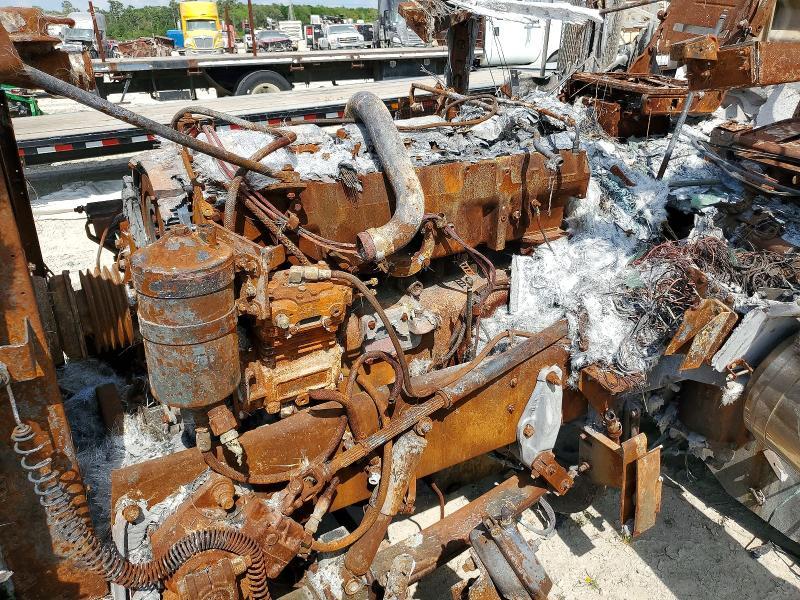 1999 Peterbilt 378 Semi Truck