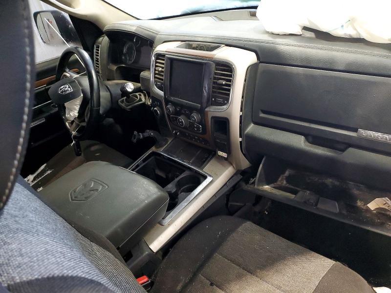 2014 Dodge 3500 Laramie