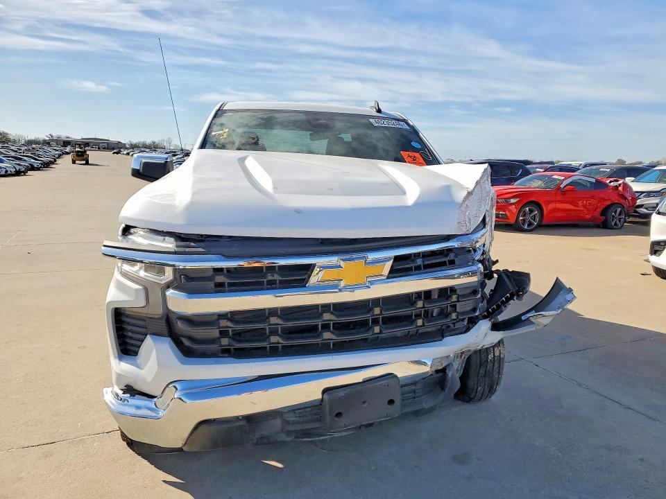 2026 Chevrolet Silverado C1500 LT