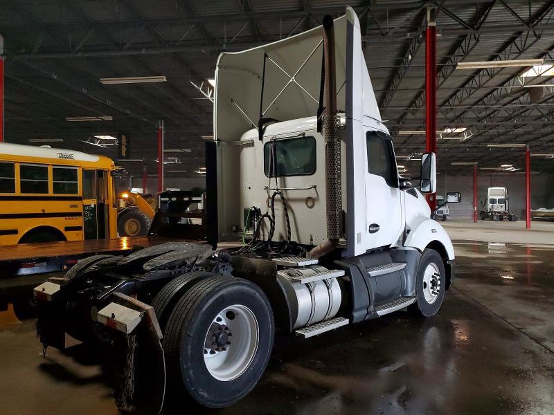 2018 Kenworth T680 Semi Truck