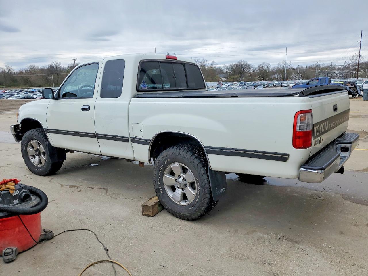 1996 Toyota T100 SR5