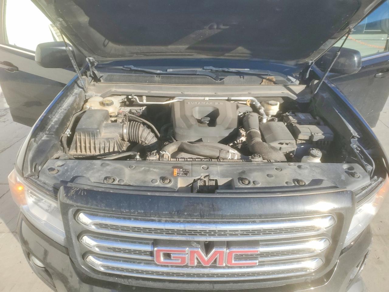 2017 GMC Canyon SLE