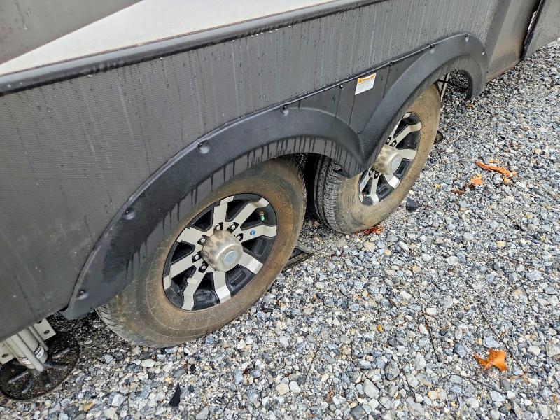 2021 Keystone Avalanche Camper