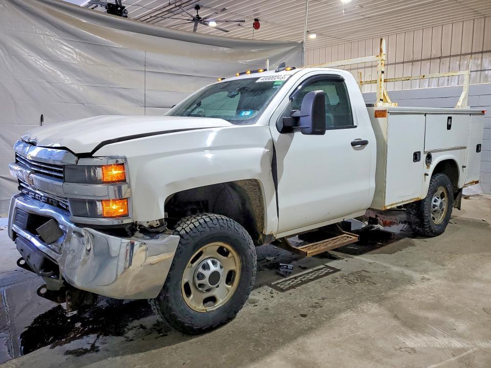 2015 Chevrolet Silverado Utility / Service Truck