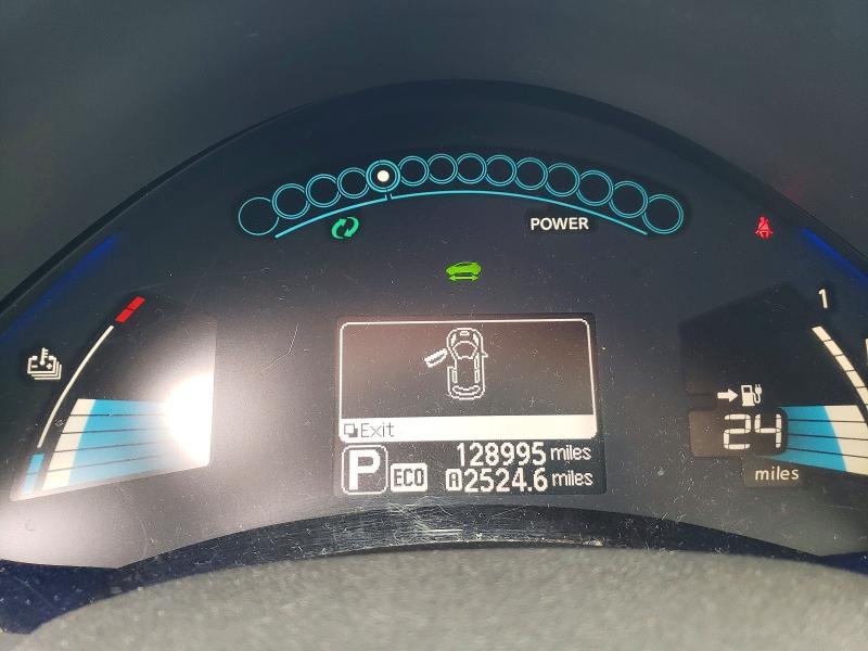 2015 Nissan Leaf sv