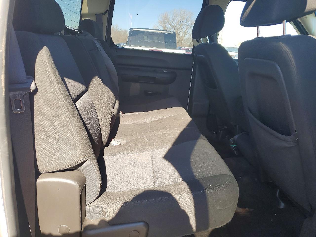 2010 Chevrolet Silverado K1500 LS