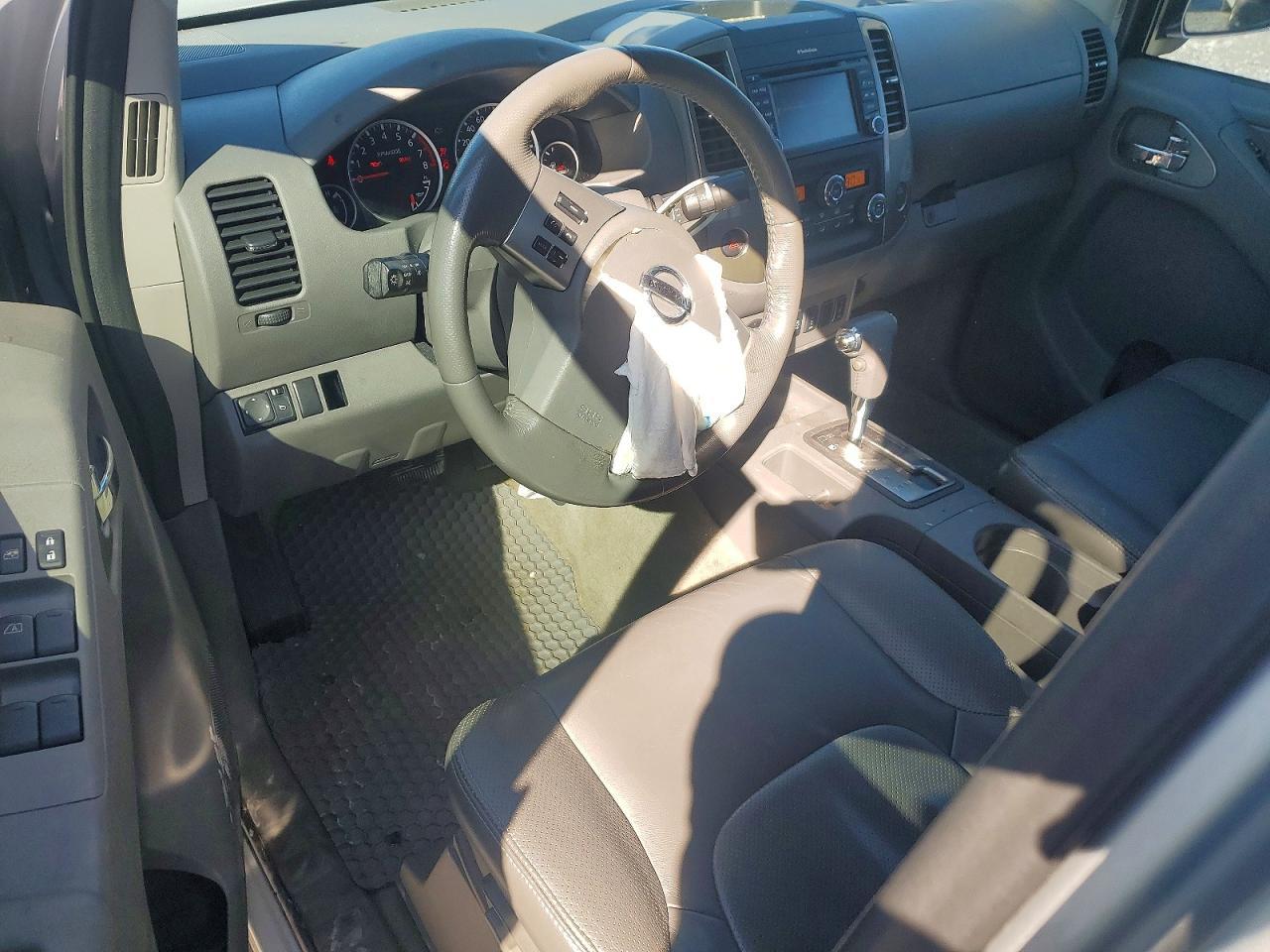 2016 Nissan Frontier SL