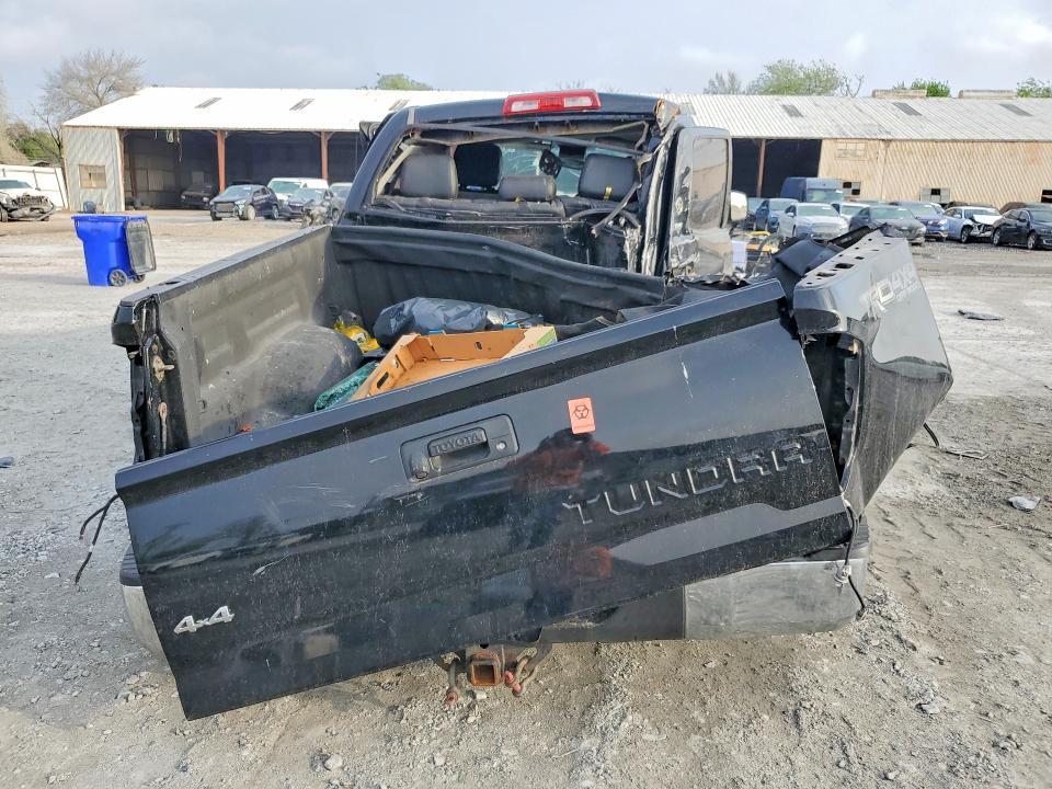 2016 Toyota Tundra SR5