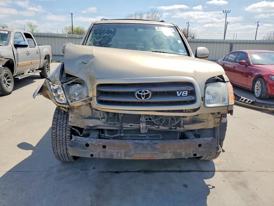 2002 Toyota Sequoia SR5