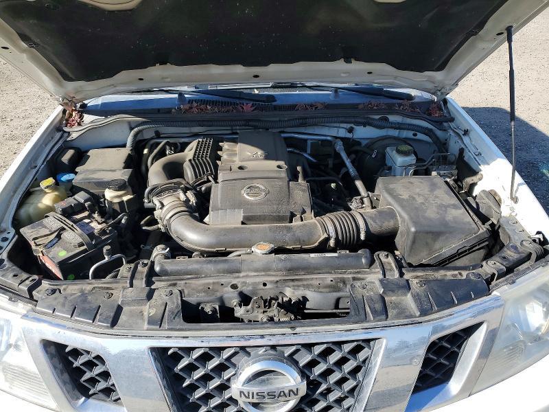 2012 Nissan Frontier s