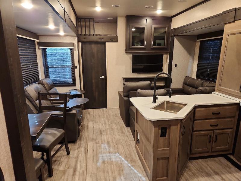 2023 Jayco Seismic Camper