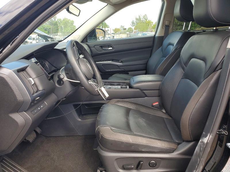2024 Nissan Pathfinder sl