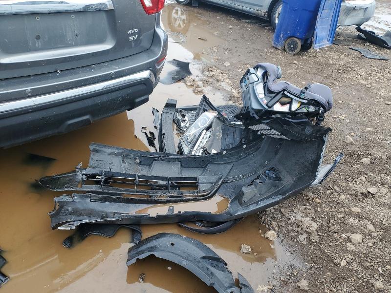 2019 Nissan Pathfinder sv