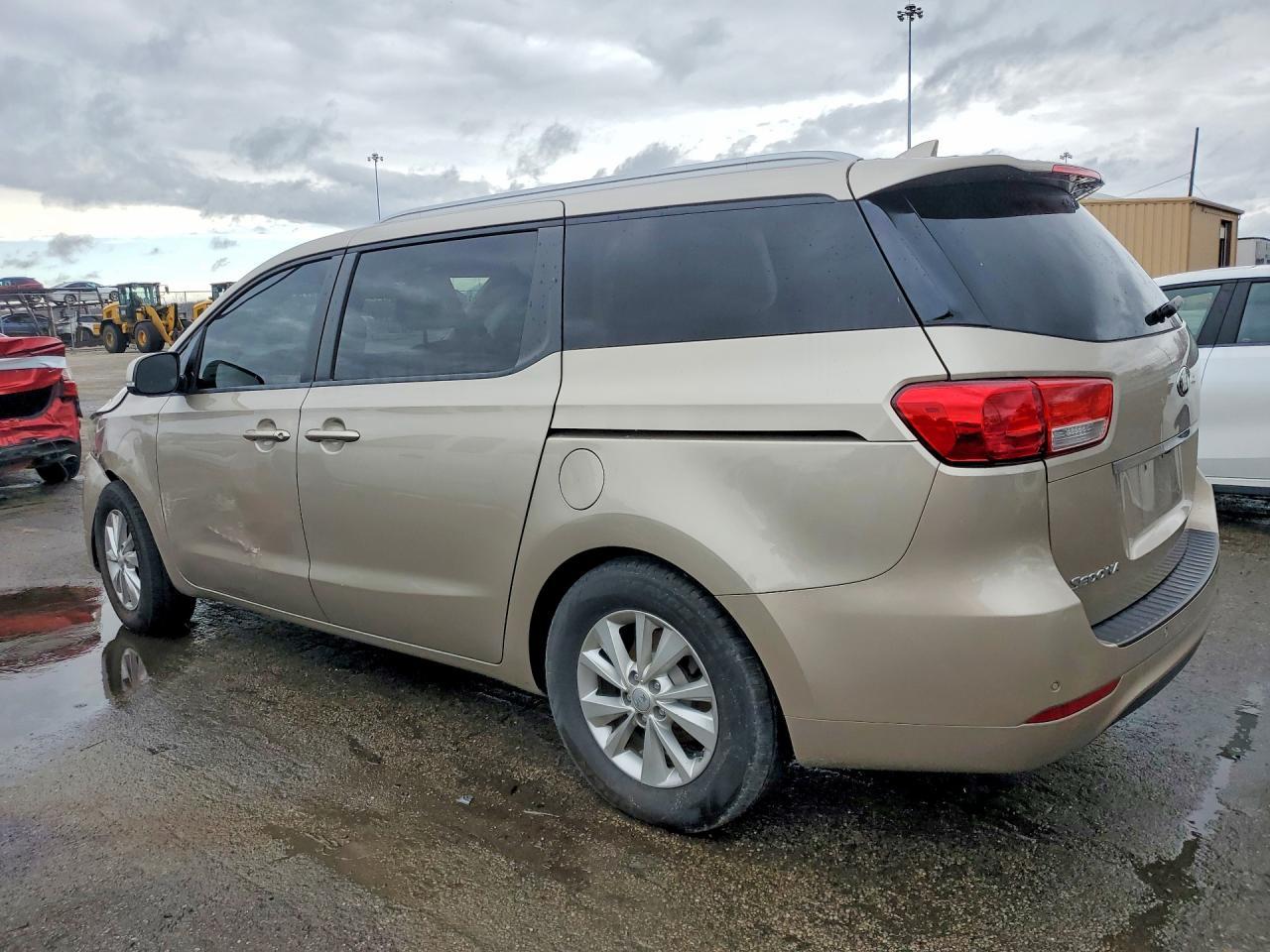 2016 KIA Sedona lx