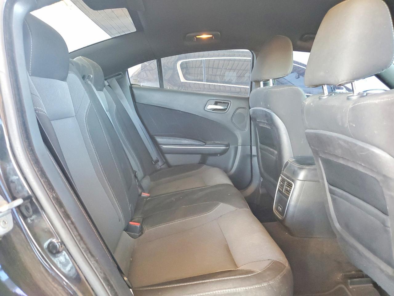 2015 Dodge Charger sxt