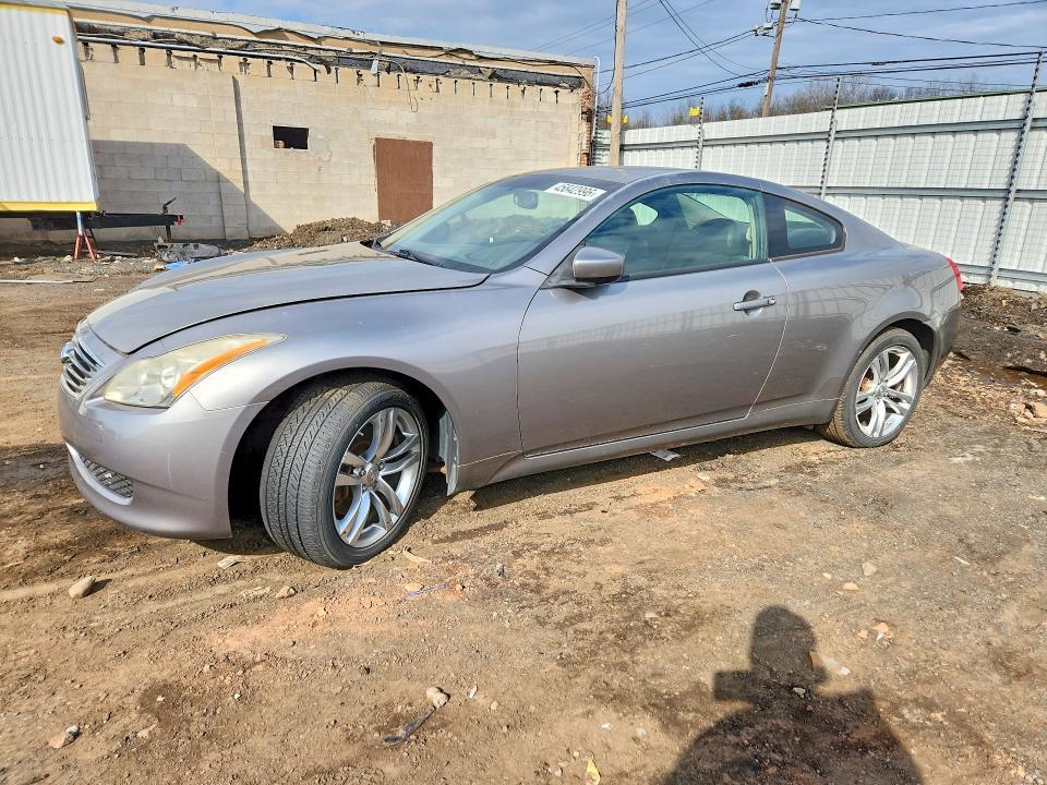 2009 Infiniti G37 Coupe x