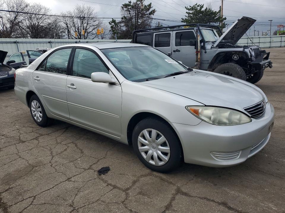 2006 Toyota Camry le