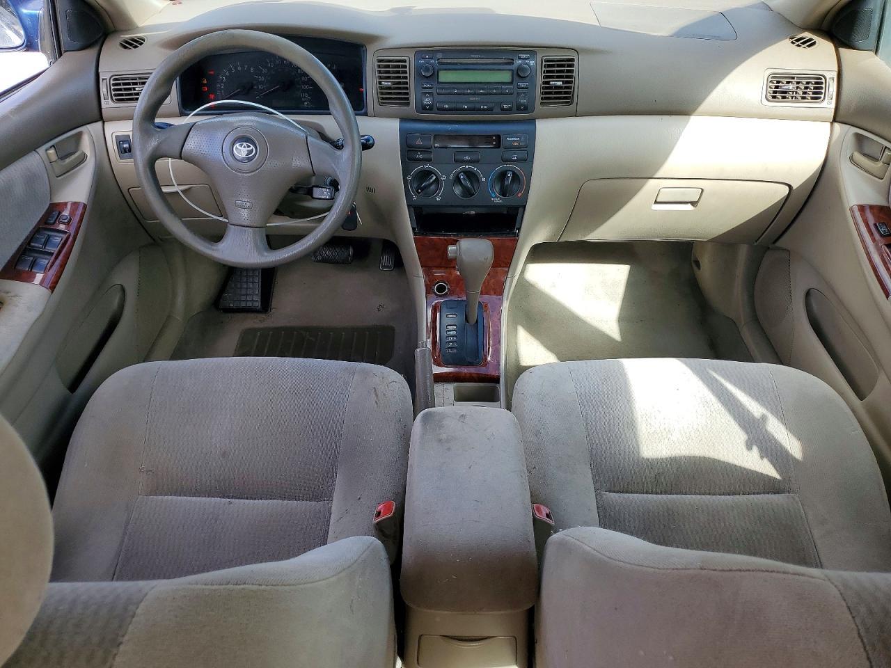 2005 Toyota Corolla le