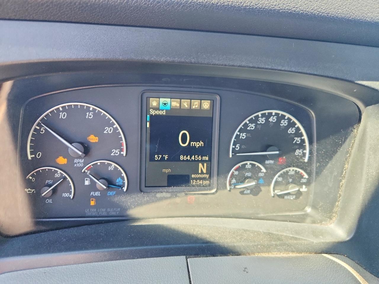 2020 Freightliner Cascadia 116 Semi Truck