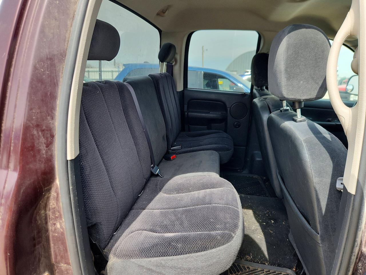 2004 Dodge RAM 1500 ST