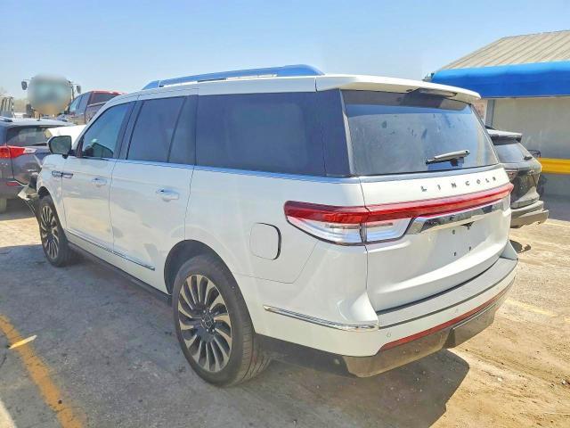 2022 Lincoln Navigator Black Label