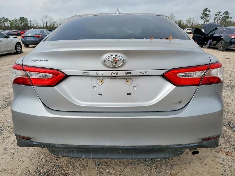 2019 Toyota Camry le