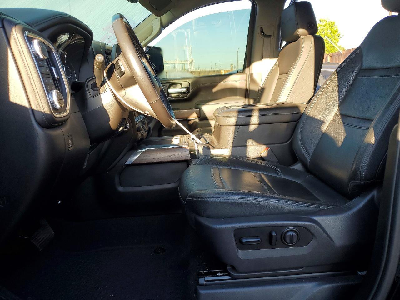 2021 GMC Sierra K2500 Denali