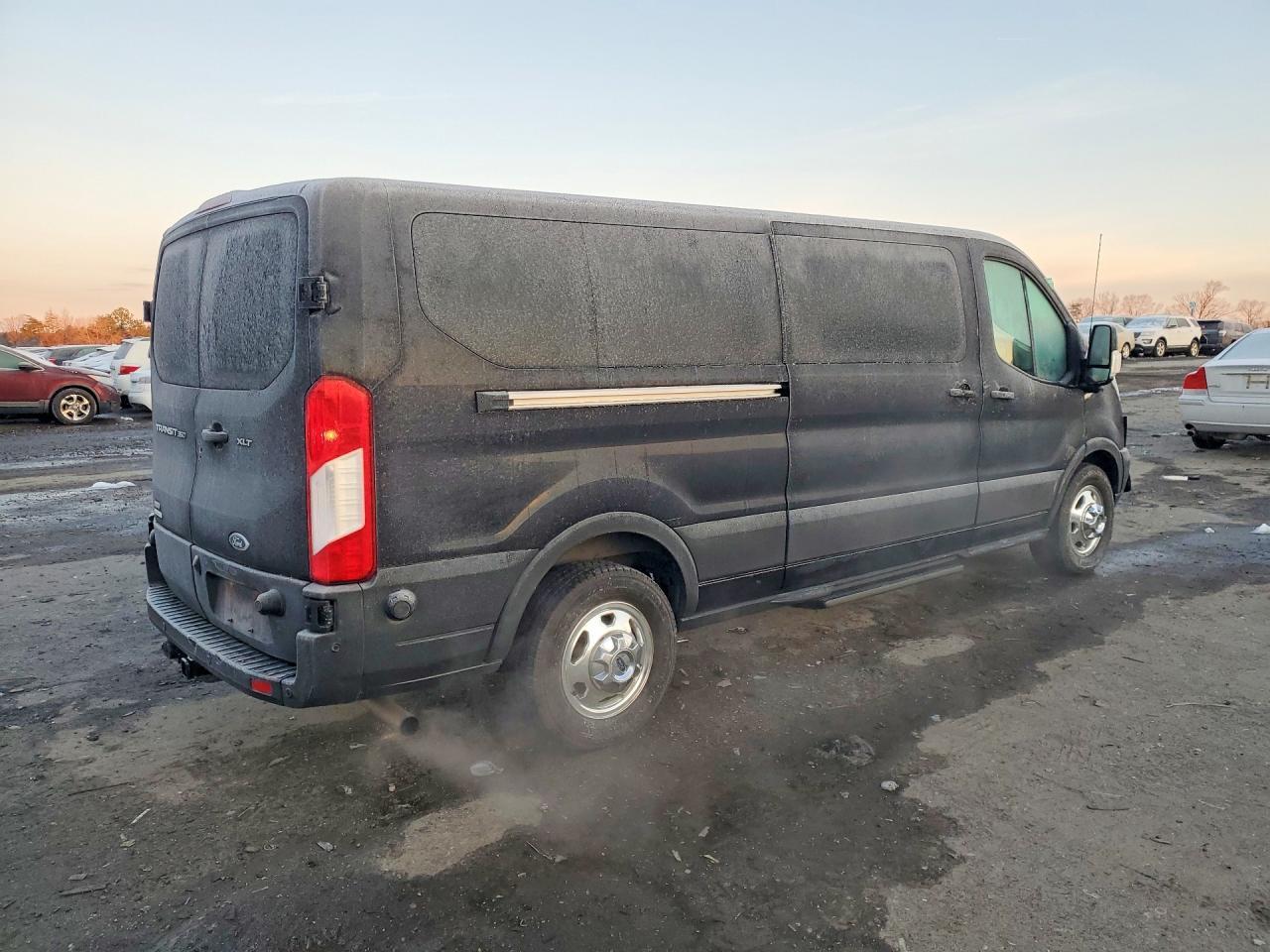 2022 Ford Transit T-350