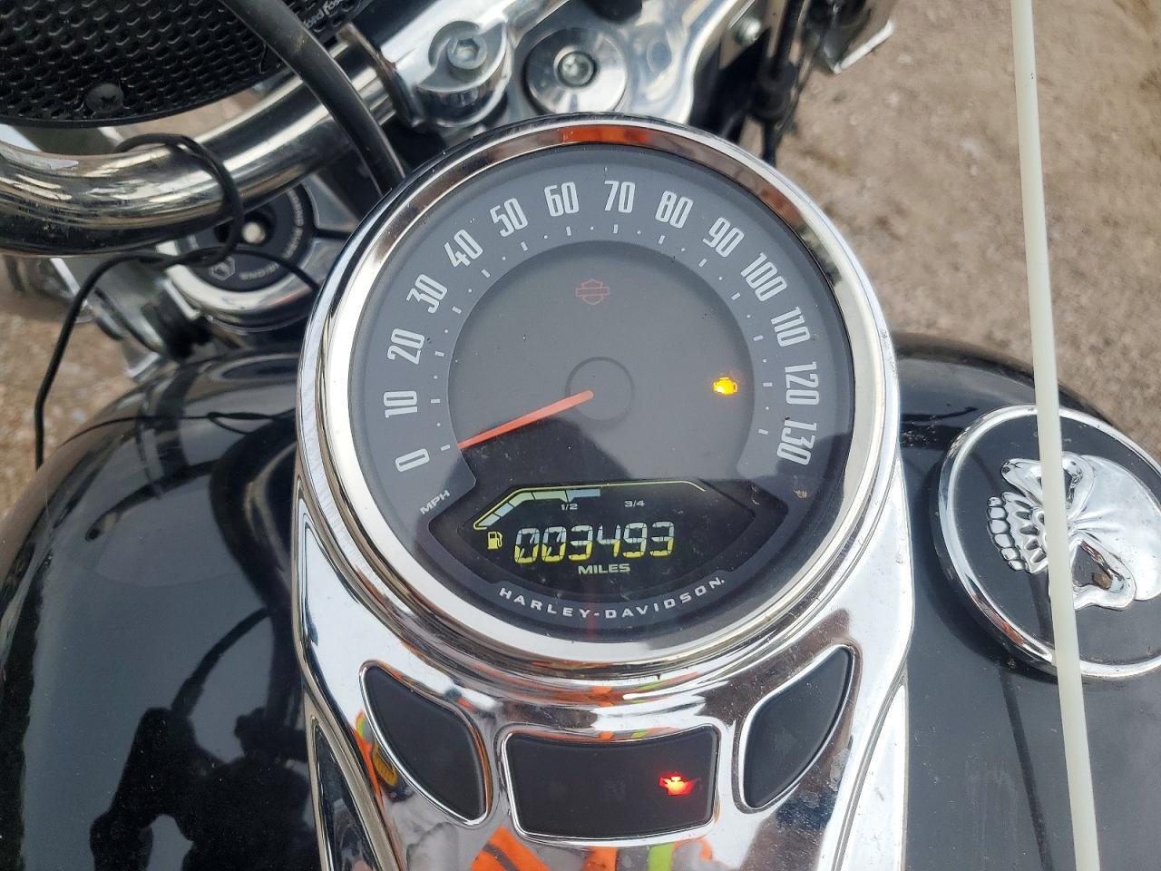 2022 Harley-Davidson Flhcs