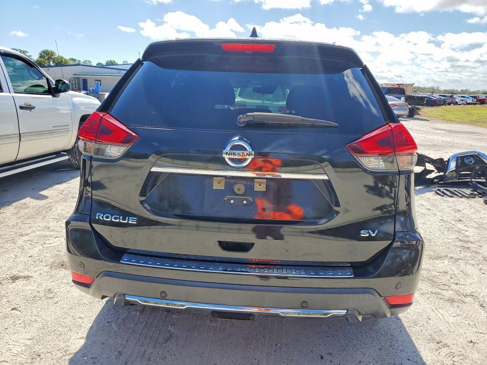 2019 Nissan Rogue sv