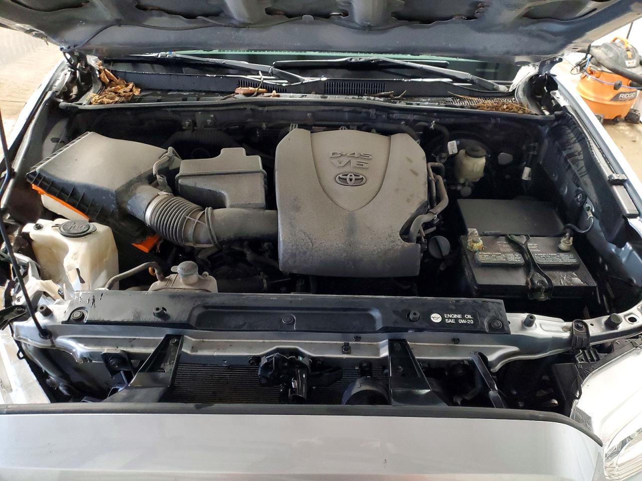 2018 Toyota Tacoma SR5 V6