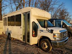 Vehiculos salvage en venta de Copart Louisville, KY: 2016 Ford Econoline E350 Super Duty Cutaway Van